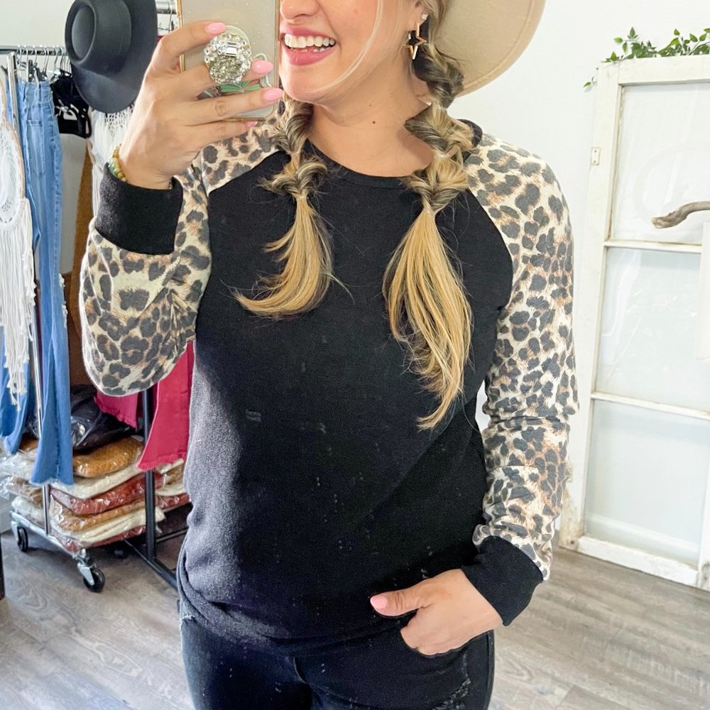 Leopard Hacci Top
